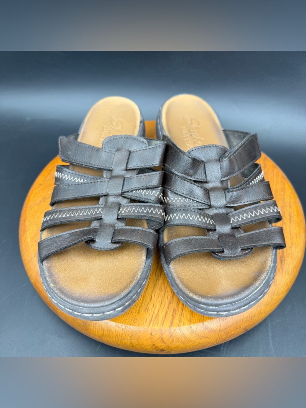SKECHERS Women’s Luxe Foam Slip-On/Slide, Wedge Sandals Brown Size 8